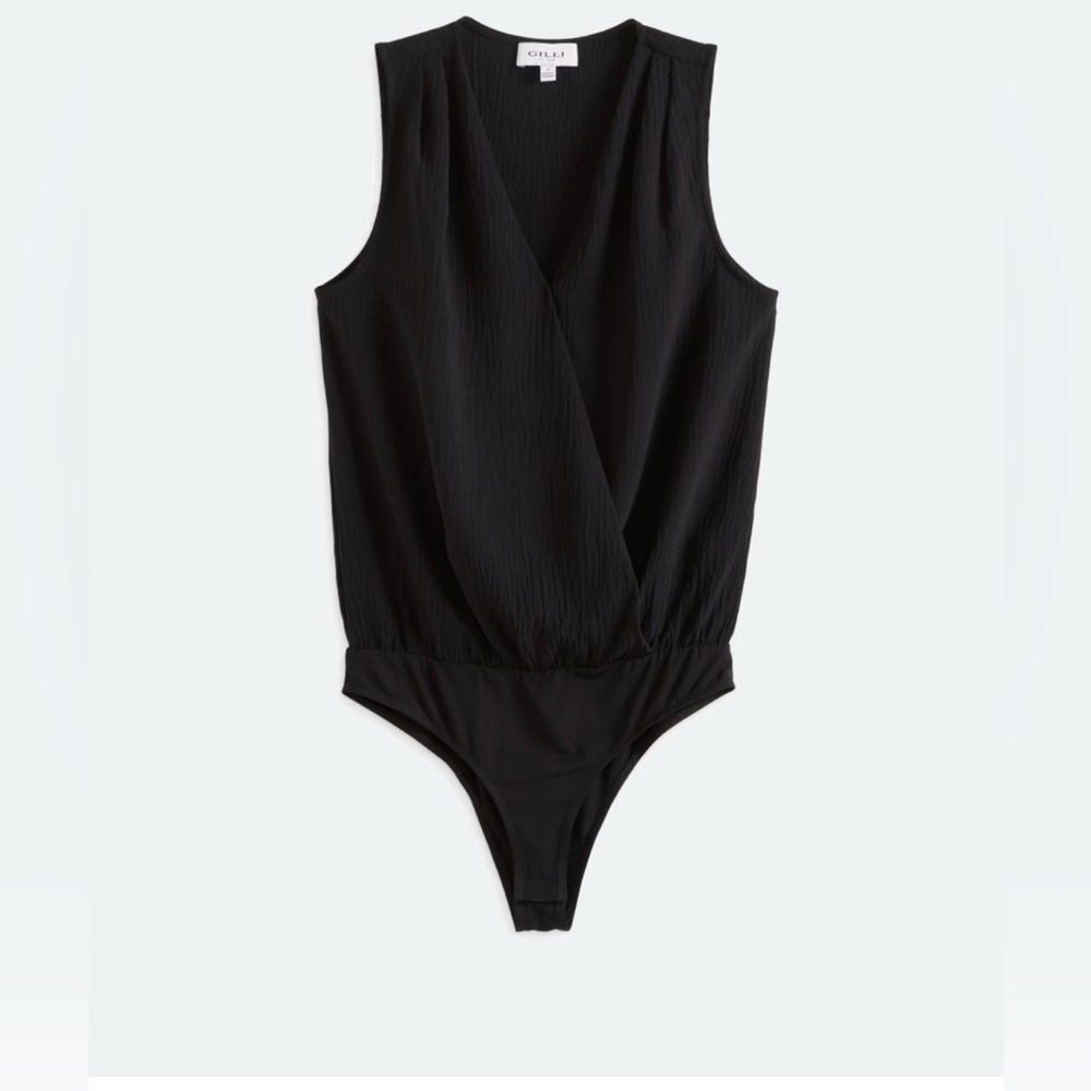 Gilli Rita Surplice Bodysuit NWT!